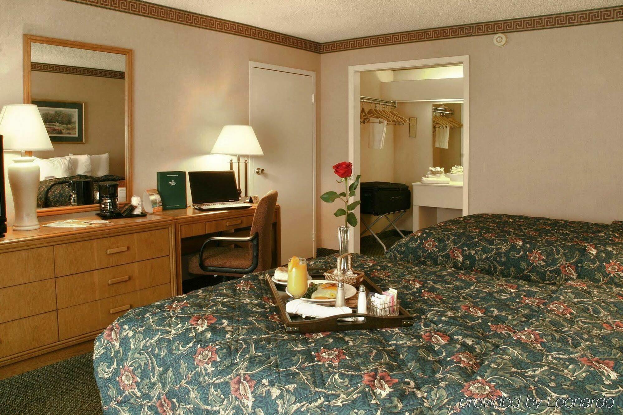 Hilton Garden Shreveport 3*